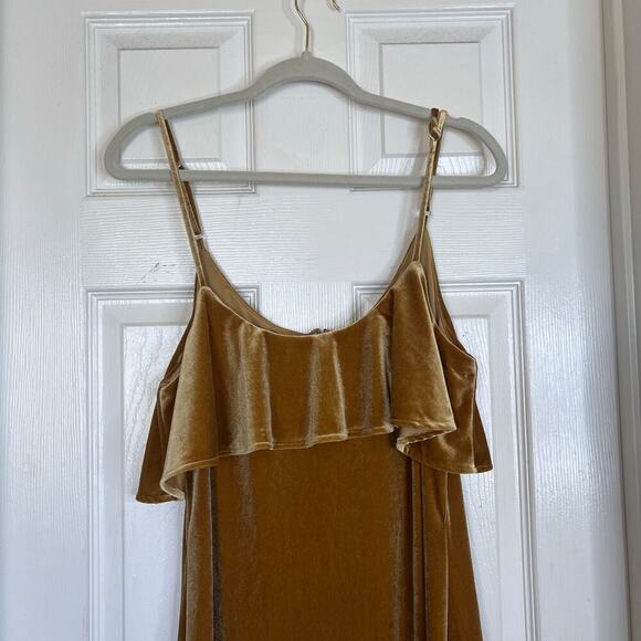 ELLIATT Gold Velvet Velour Midi Ruffle Cocktail Dress Revolve Size Large Party - Picture 4 of 8